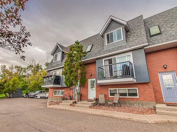 2nd image of 643 5th St SE