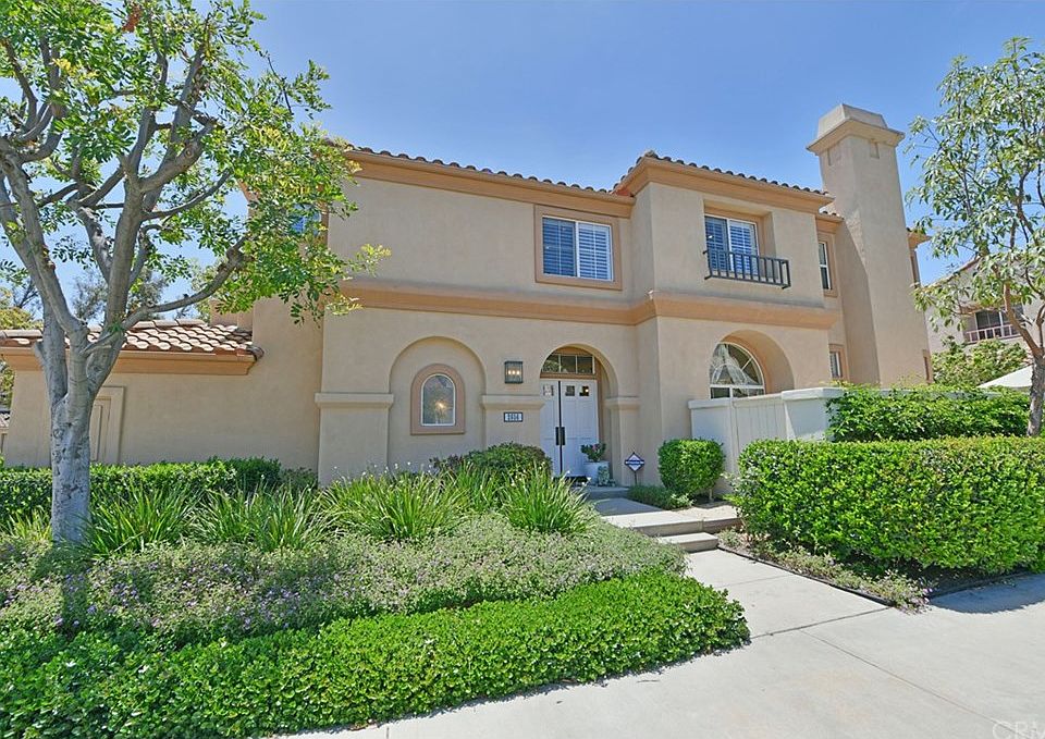 1st image of 2656 Plumb Dr