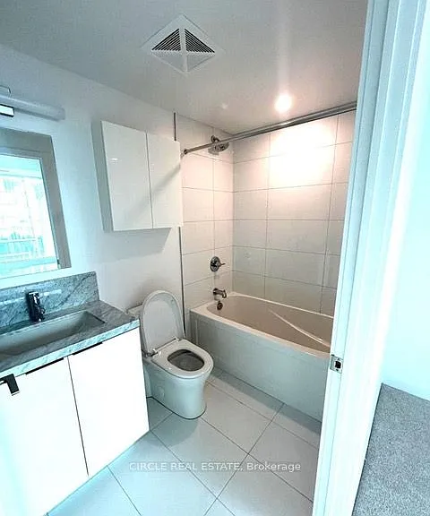 121 Saint Patrick St #1016 — Photo 10