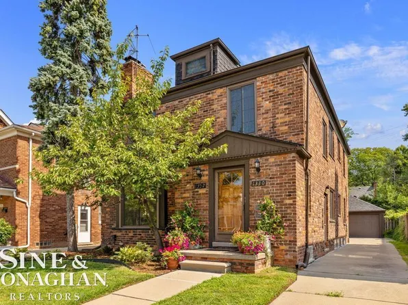 1332 Somerset Ave, Grosse Pointe Park, MI 48230