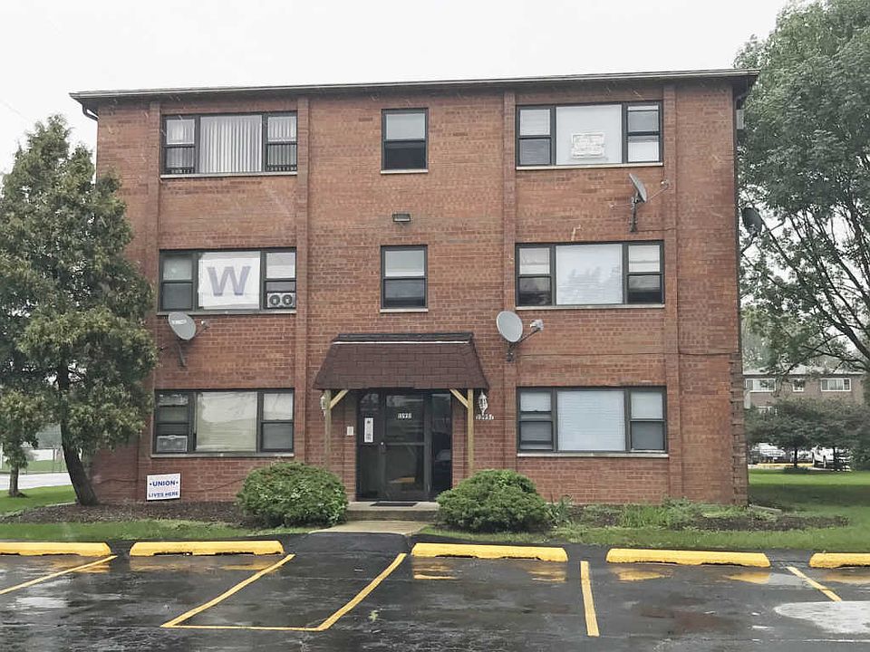 1st image of 13951 Leonard Dr APT 2N