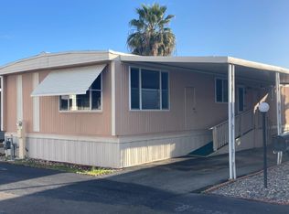 1724 Minnewawa Ave SPACE 199, Clovis, CA 93612