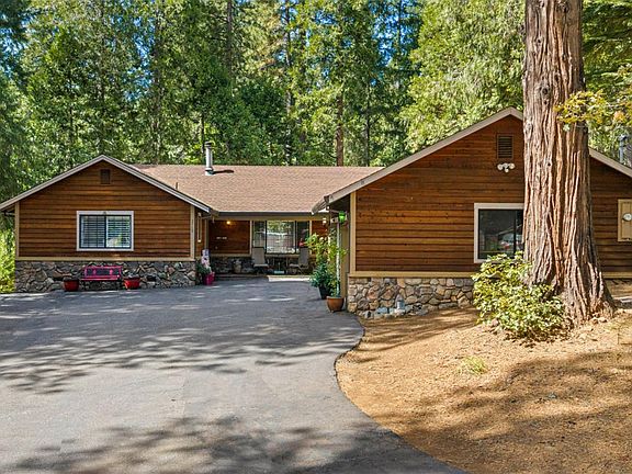 2nd image of 3719 Garnet Rd