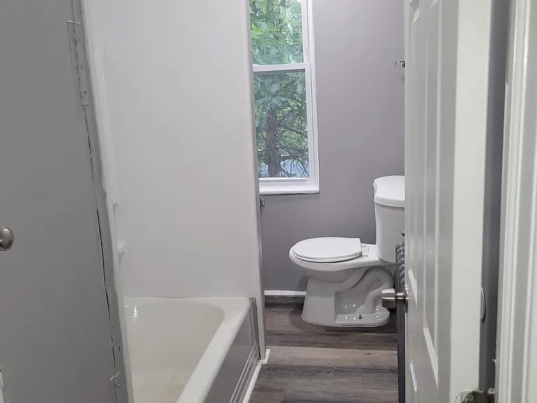 401 S Macon St #2 — Photo 2
