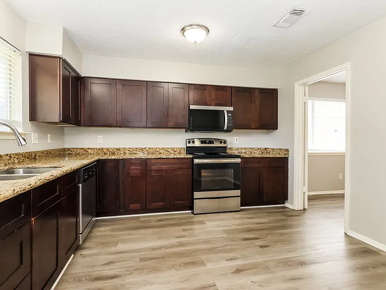 3446 Hombly Rd — Photo 7