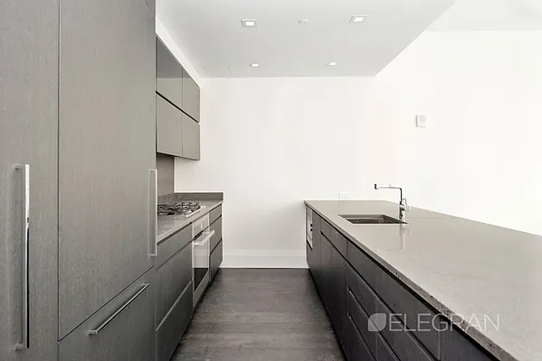 Rented by (Legacy) Elegran | media 42