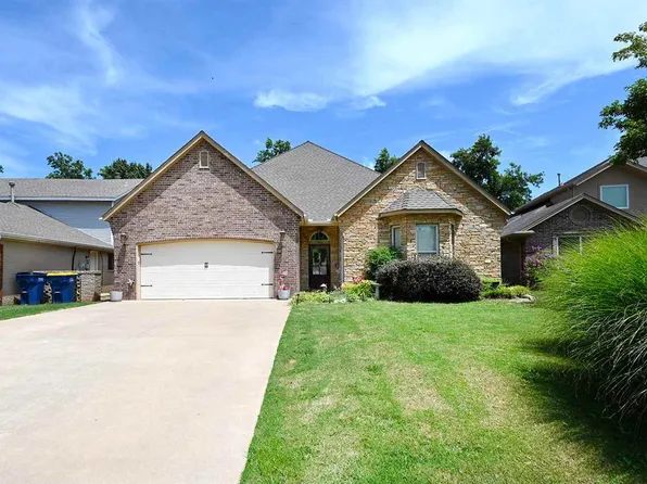 1005 S Greystone St, Stillwater, OK 74074