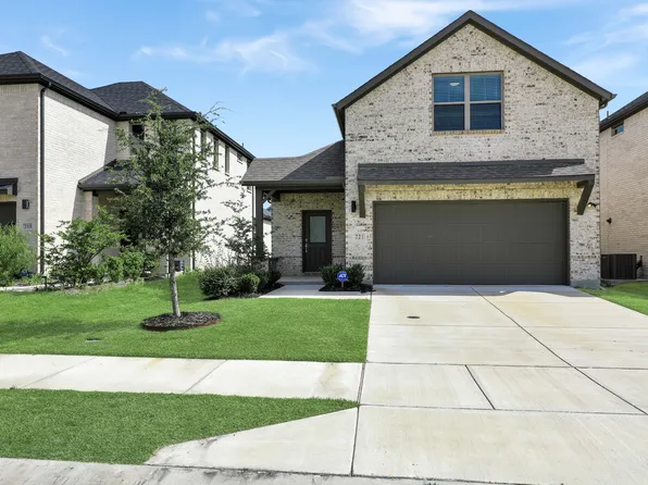 221 Caliber Ct, McKinney, TX 75071