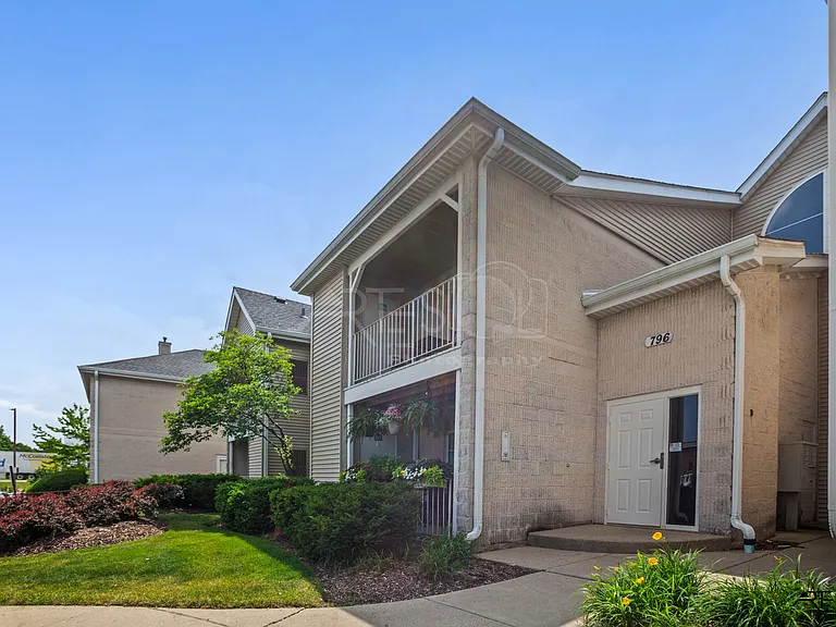 796 N Gary Ave #107 — Photo 17