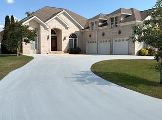 1834 Holly Oak Ln, Chattanooga, TN 37421