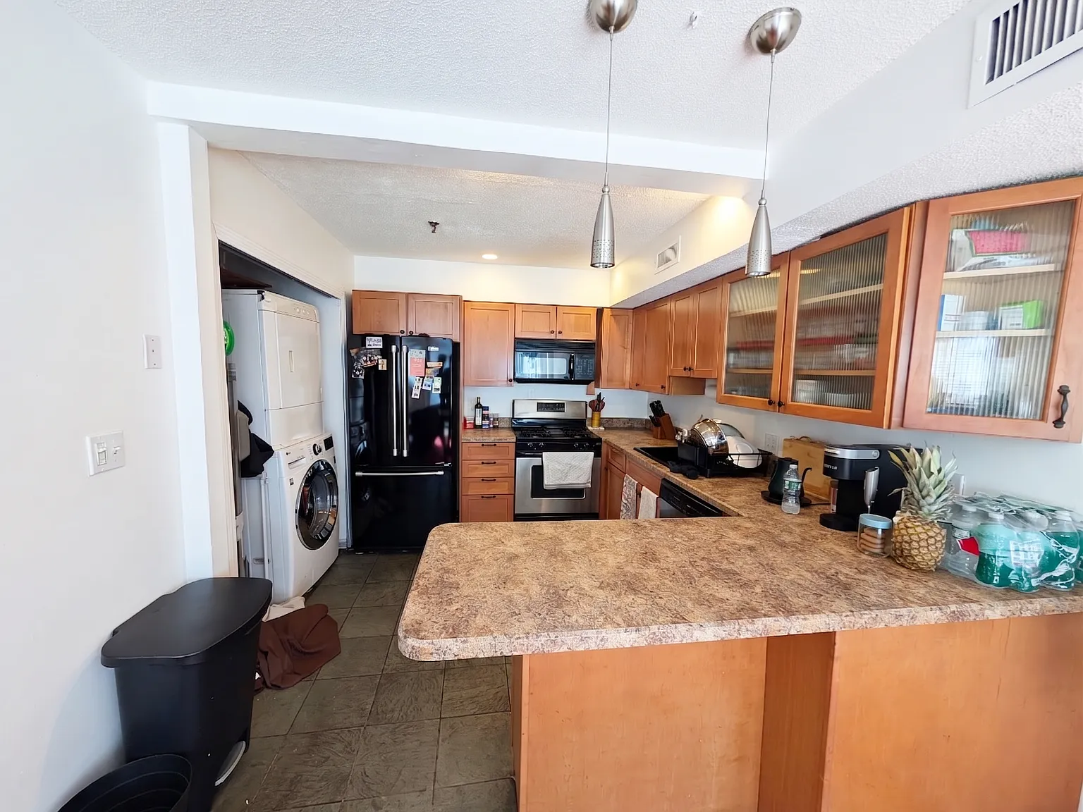 2 bed, 2.5 bath, 1145 sqft, $3,350 — Photo 2