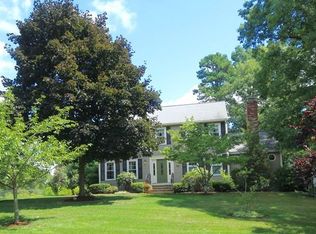 20 Longfellow Dr, Franklin, MA 02038