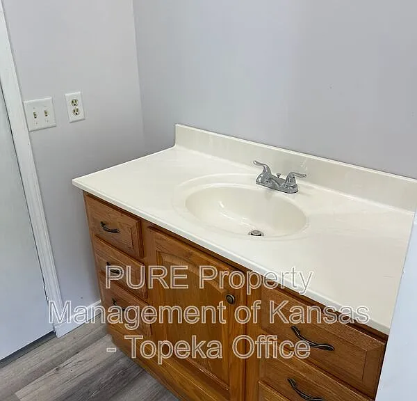 1208 Oak St #4 — Photo 14