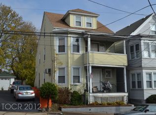 28 Planten Ave, Prospect Park, NJ 07508
