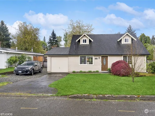 7703 NE 142nd Court, Kirkland, WA 98034