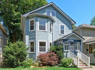 2201 Pioneer Rd, Evanston, IL 60201