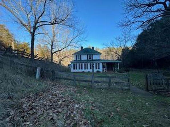 240 Crooked Run Rd