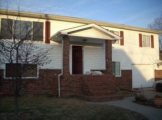 116 McKinney Ave, Dunbar, WV 25064