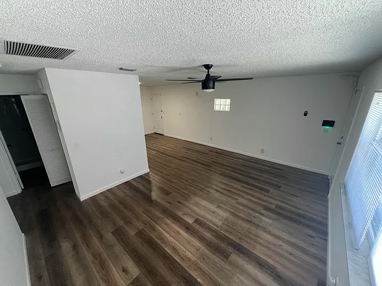 603 Clear Lake Ave — Photo 3