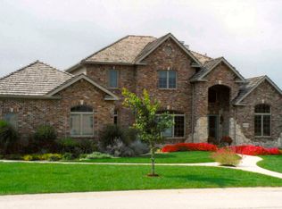 8 Hickory Ridge Ln, Springfield, IL 62707