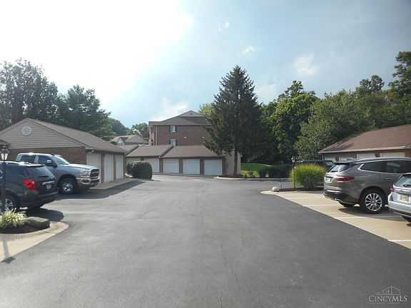5th image of 8812 Carrousel Park Cir Unit 72