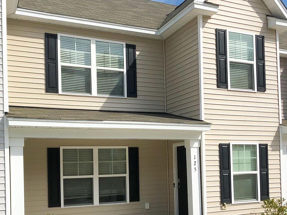 1st image of 125 Spencer Cir #125
