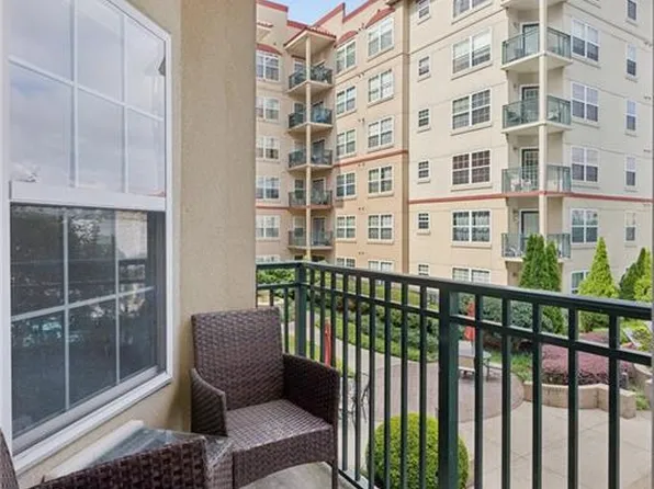 230 E Ponce De Leon Ave Unit 221, Decatur, GA 30030