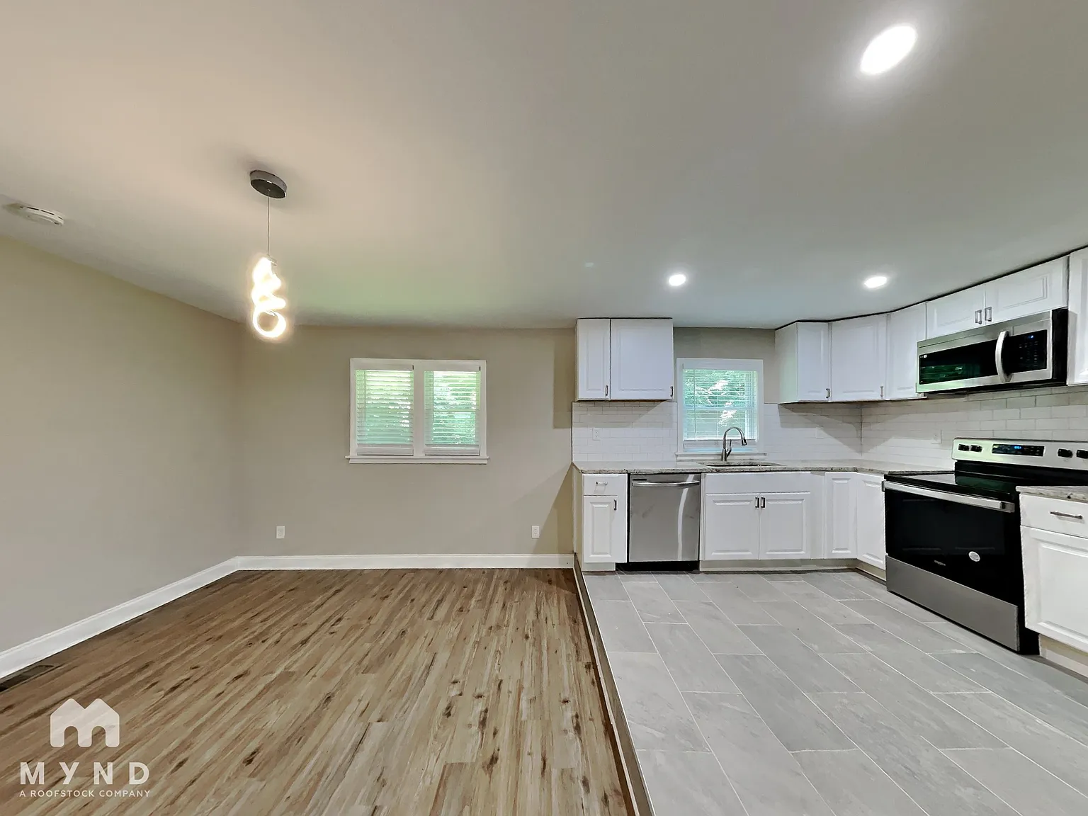 3 bed, 2.0 bath, 1218 sqft, $1,625 — Photo 3