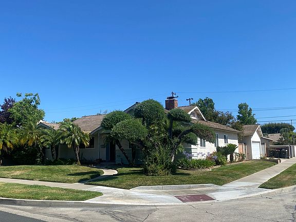 3rd image of 314 E Hoover Ave