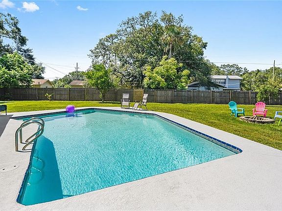 5th image of 106 Loch Arbor Ct