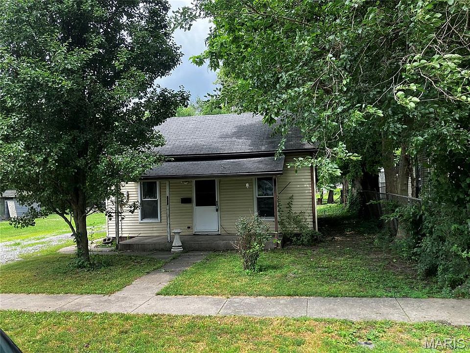 1st image of 205 S Walnut St