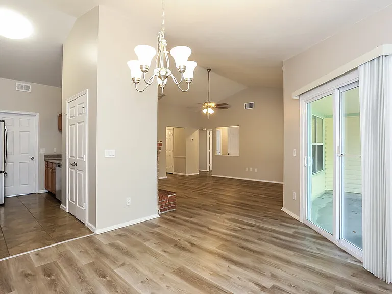 12755 Serenade Cir N — Photo 9