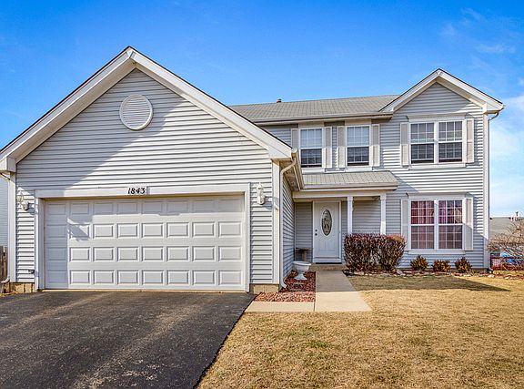 2nd image of 1843 Cambridge Dr