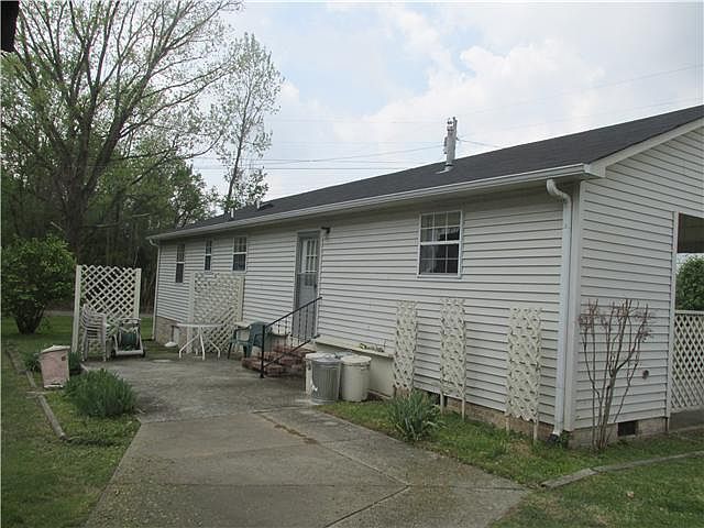 2nd image of 251 Old Snow Hill Rd
