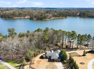 5218 Shirley Rd, Gainesville, GA 30506
