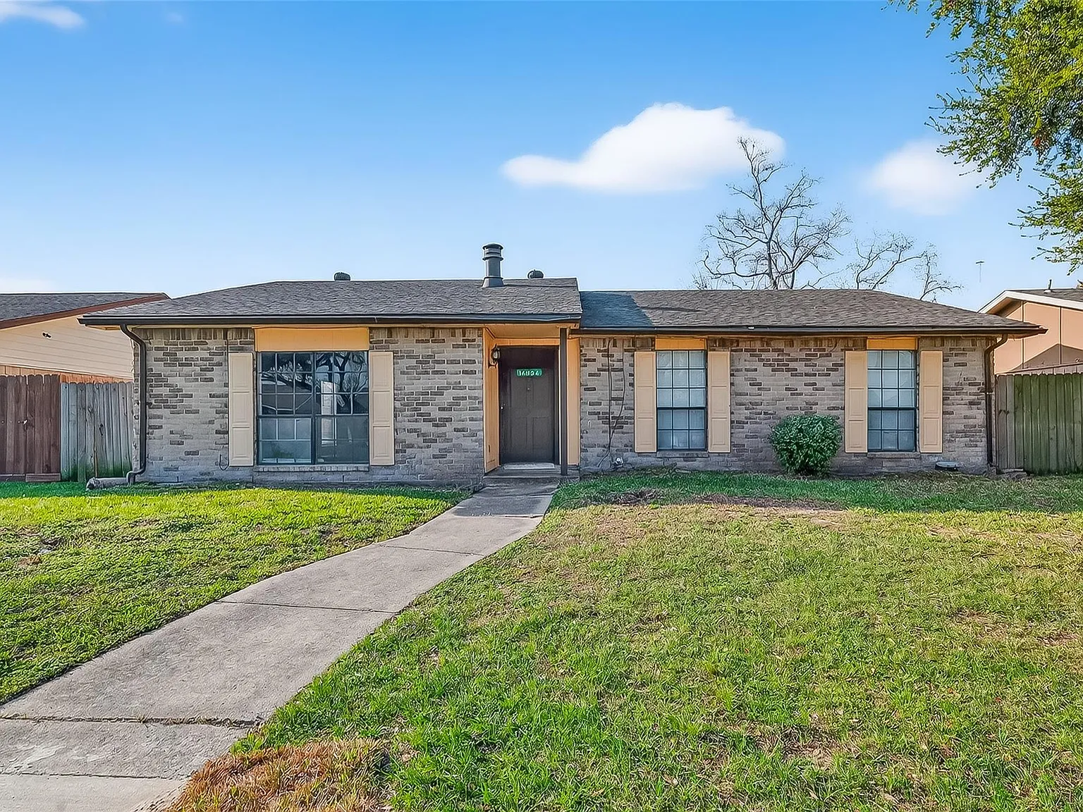 3 bed, 2.0 bath, 1717 sqft, $1,700 — Photo 1