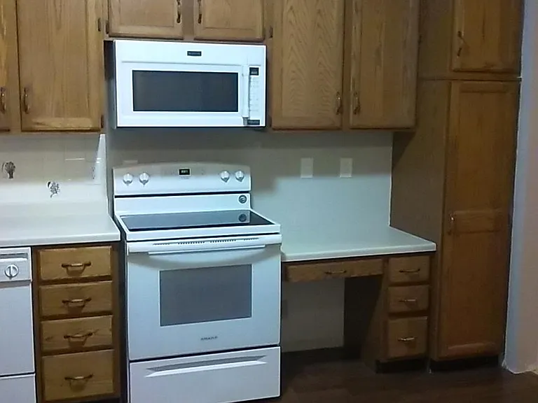 48.5 Sherman Pl — Photo 6