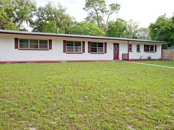 110 Cedar St, Palatka, FL 32177