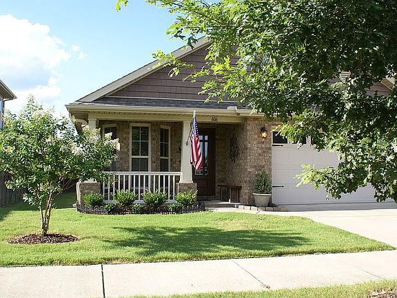 2nd image of 606 Cove Water Ln NW