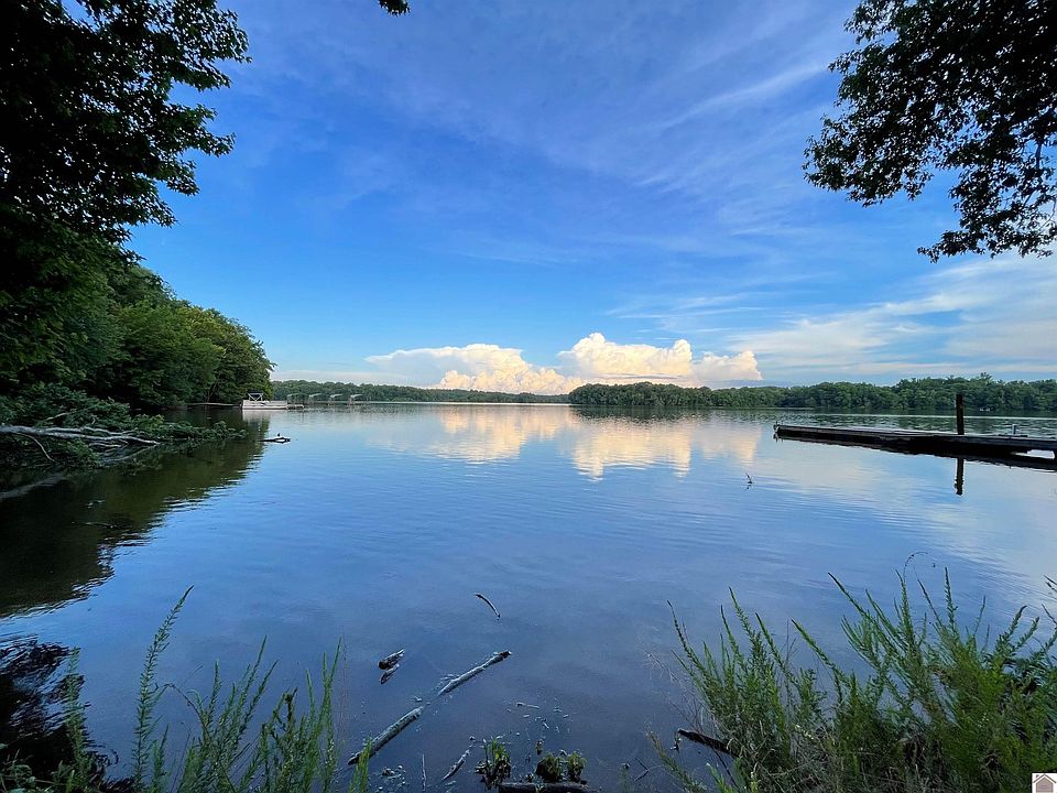 1st image of 413 Shore Dr