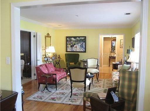 2nd image of 4207 W Beach Park Dr
