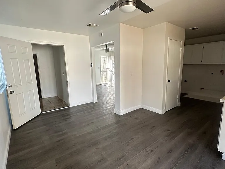 1817 W La Sierra Dr — Photo 8