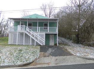 129 Crescent Ave, Marion, VA 24354