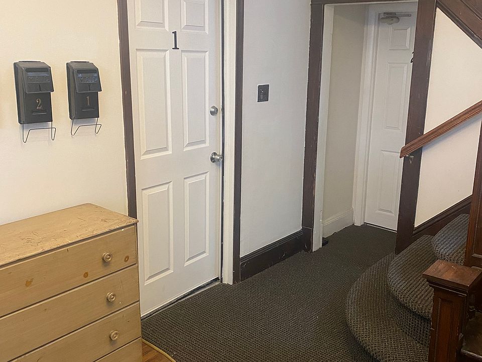 1st image of 231 Washington St APT 1