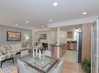 9998 Sherman Rd #55, Brookline, MA 02467