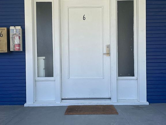 3rd image of 713 N Spurgeon St APT 6