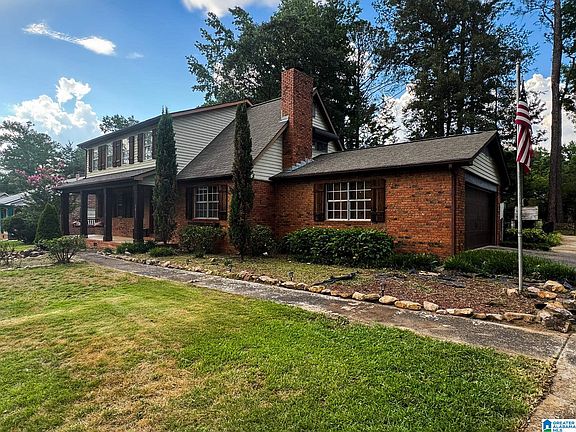 3rd image of 3813 Knollwood Dr