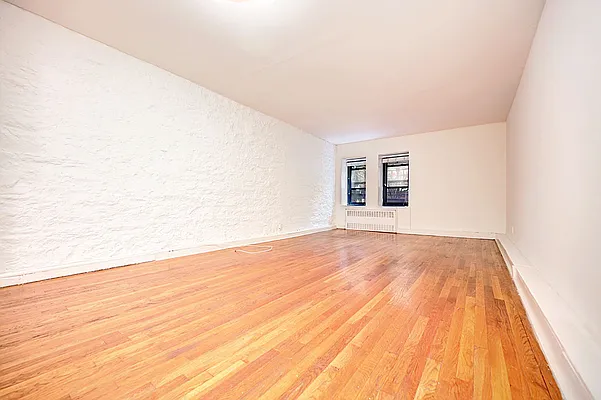 Rented by Urbane Brokerage | media 5