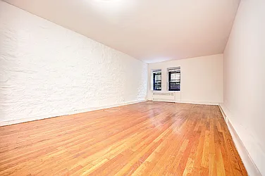 Rented by Urbane Brokerage