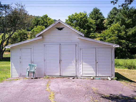 3rd image of 5134 Danville Pike